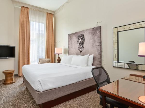 Crowne Plaza New Orleans French Qtr - Astor : photo 6 de la chambre chambre lit king-size standard