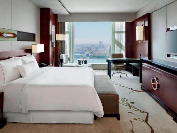 The Westin Pazhou : photo 4 de la chambre chambre lit king-size premium exécutive westin
