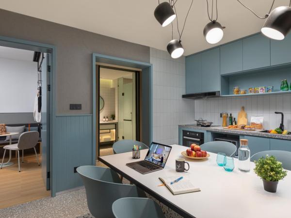 lyf by Ascott Hongqiao Shanghai NECC : photo 7 de la chambre all together