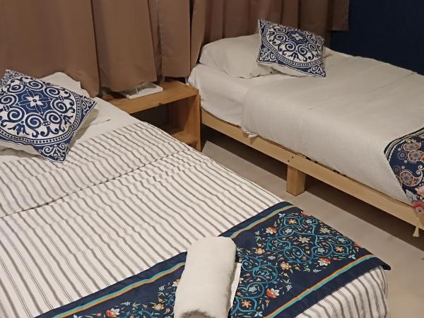 Wayton Express : photo 1 de la chambre chambre double standard avec salle de bains commune