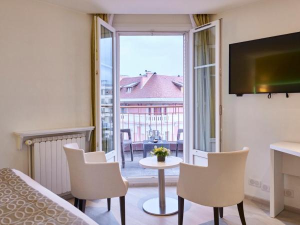 Best Western Plus Hotel Carlton Annecy : photo 4 de la chambre chambre lit queen-size exécutive avec balcon - non-fumeurs