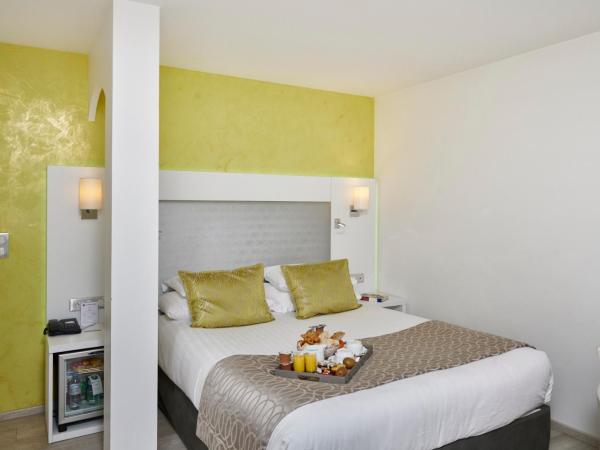 Best Western Plus Hotel Carlton Annecy : photo 5 de la chambre chambre lit queen-size exécutive avec balcon - non-fumeurs