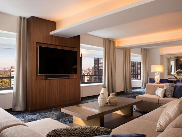 New York Hilton Midtown : photo 6 de la chambre suite présidentielle 1 chambre lit king-size avec canapé-lit