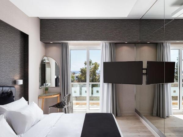 Kreoli Suites Glyfada : photo 8 de la chambre chambre double supérieure