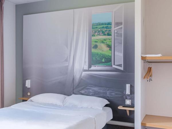 B&B HOTEL Belfort : photo 7 de la chambre chambre double - non-fumeurs 