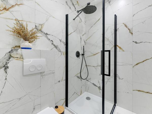 T8- Willa Tetmajera Gdynia : photo 10 de la chambre chambre quadruple deluxe