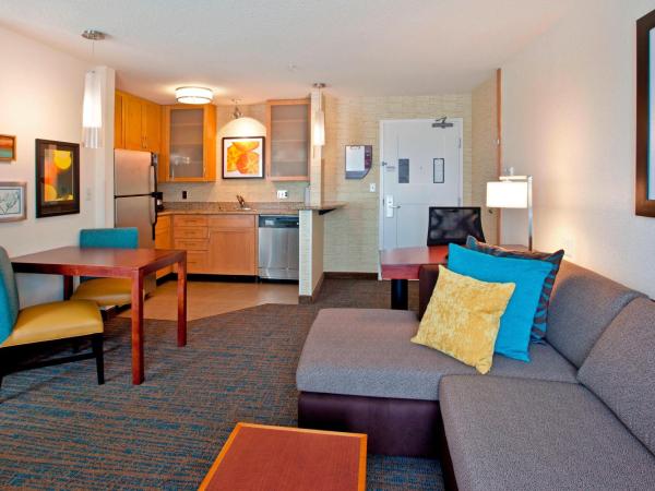 Residence Inn by Marriott Portland Airport at Cascade Station : photo 3 de la chambre studio lit king-size avec canapé-lit