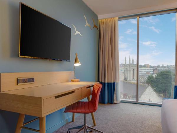 Hilton Bournemouth : photo 3 de la chambre chambre lit king-size