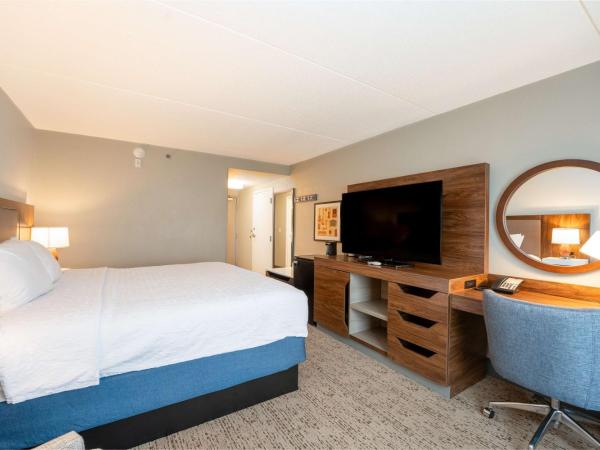 Hampton Inn & Suites Memphis East : photo 1 de la chambre chambre lit king-size - non-fumeurs