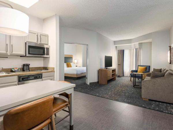 Homewood Suites by Hilton New Orleans : photo 3 de la chambre suite 2 chambres lit king-size - non-fumeurs