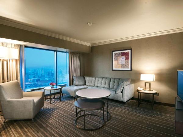 Ankara HiltonSA : photo 7 de la chambre suite deluxe avec lit king-size