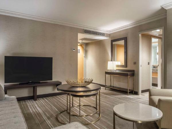 Ankara HiltonSA : photo 2 de la chambre suite deluxe avec lit king-size