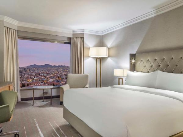 Ankara HiltonSA : photo 4 de la chambre chambre lit king-size