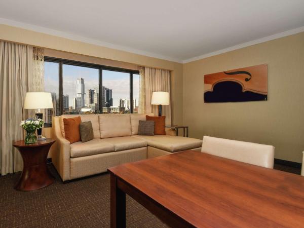 Embassy Suites by Hilton Austin Downtown South Congress : photo 2 de la chambre suite lit king-size premium - vue sur ville - non-fumeurs