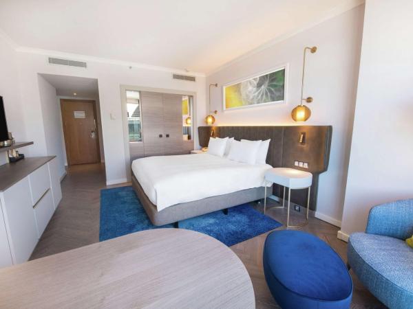Hilton Diagonal Mar Barcelona : photo 3 de la chambre chambre lit king-size exécutive
