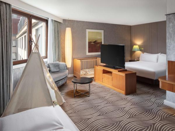 Hilton Berlin : photo 4 de la chambre studio familial