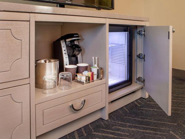 DoubleTree by Hilton Hotel Nashville Downtown : photo 7 de la chambre chambre lit king-size