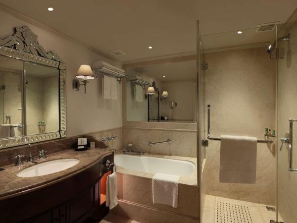 Hilton Mumbai International Airport Hotel : photo 5 de la chambre chambre lit king-size