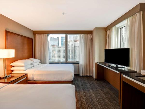 Embassy Suites by Hilton Chicago Downtown Magnificent Mile : photo 1 de la chambre suite 2 lits doubles - Étage Élevé - vue sur ville