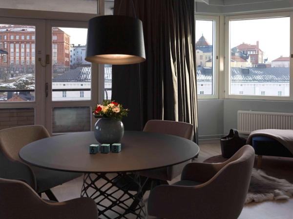 Hilton Helsinki Strand : photo 5 de la chambre suite lit king-size - vue sur mer