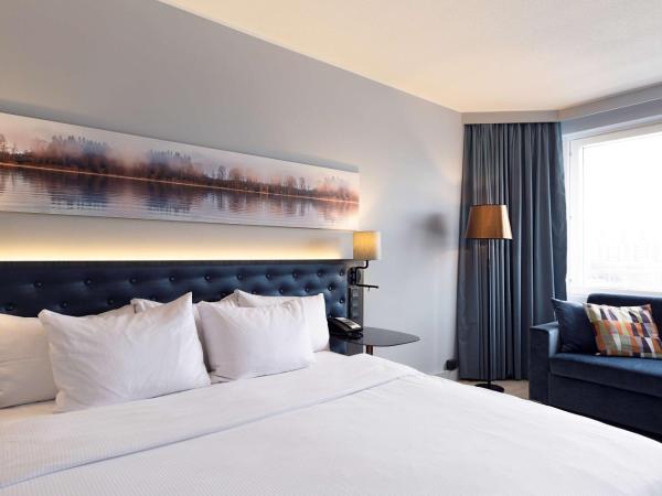 Hilton Helsinki Strand : photo 3 de la chambre chambre king plus

