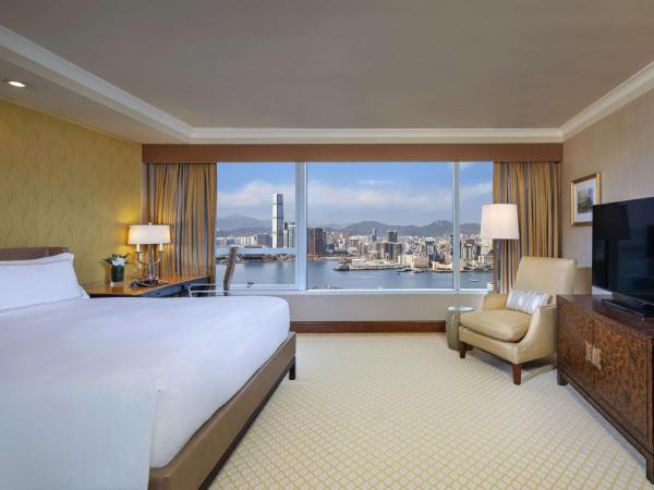 Conrad Hong Kong : photo 3 de la chambre chambre lit king-size deluxe - vue sur port