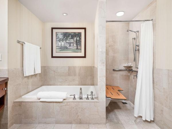 Conrad Indianapolis : photo 5 de la chambre deluxe king room with transfer shower - mobility access