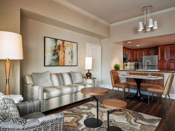 Hilton Grand Vacations Club on the Las Vegas Strip : photo 1 de la chambre suite 1 chambre lit king-size avec canapé-lit