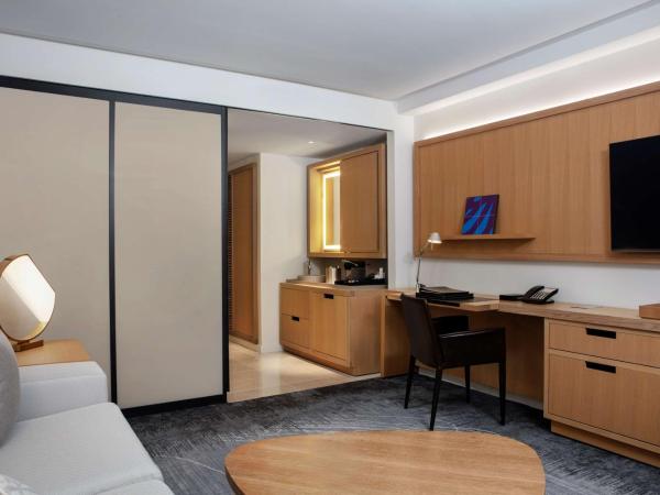 Conrad New York Downtown : photo 5 de la chambre suite deluxe avec lit king-size