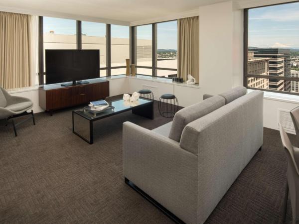 Hilton Portland Downtown : photo 1 de la chambre suite lit king-size