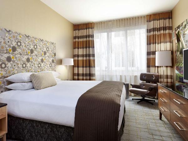 DoubleTree by Hilton Hotel Philadelphia Center City : photo 4 de la chambre suite lit king-size avec kitchenette