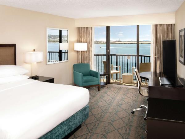 Hilton San Diego Airport/Harbor Island : photo 1 de la chambre chambre lit king-size