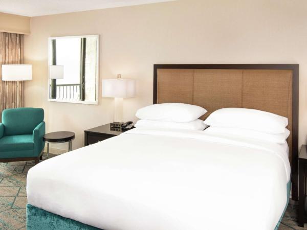 Hilton San Diego Airport/Harbor Island : photo 2 de la chambre chambre lit king-size