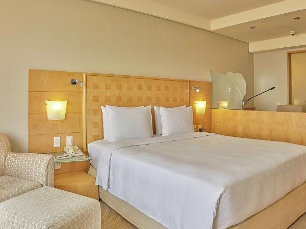 Hilton Sao Paulo Morumbi : photo 3 de la chambre chambre exécutive lit king-size avec petit-déjeuner et happy hour au salon exécutif