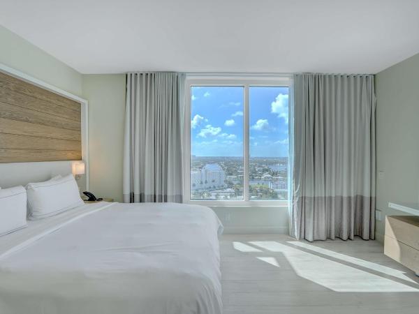 Hilton Fort Lauderdale Beach Resort : photo 5 de la chambre chambre lit king-size