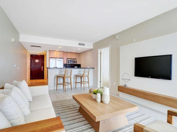 Hilton Fort Lauderdale Beach Resort : photo 2 de la chambre suite 1 chambre lit queen-size avec vue sur l'océan