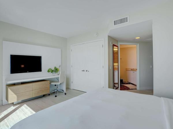 Hilton Fort Lauderdale Beach Resort : photo 2 de la chambre chambre lit king-size
