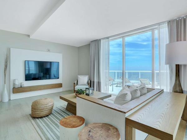 Hilton Fort Lauderdale Beach Resort : photo 4 de la chambre suite 2 chambres penthouse - côté océan