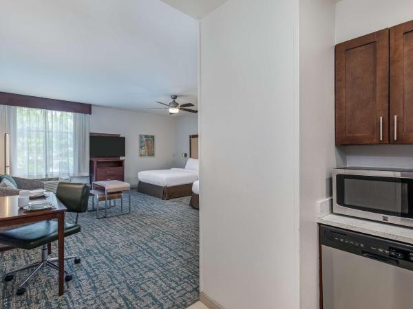 Homewood Suites by Hilton Atlanta Perimeter Center : photo 4 de la chambre studio avec 2 lits queen-size - adaptée aux personnes malentendantes