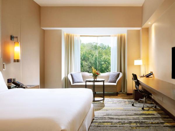 Hilton Kota Kinabalu : photo 3 de la chambre chambre lit king-size deluxe