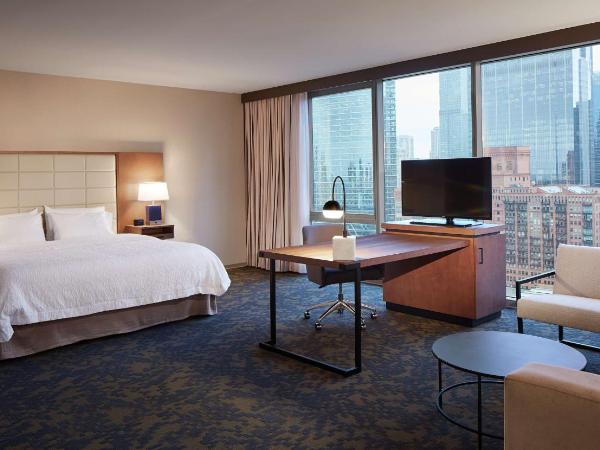 Hampton Inn by Hilton Chicago Downtown West Loop : photo 1 de la chambre suite studio lit king-size - non-fumeurs