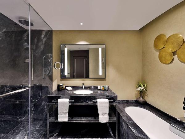 Hilton Tanger City Center : photo 4 de la chambre chambre lit king-size