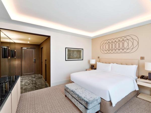 Hilton Tanger City Center : photo 1 de la chambre chambre lit king-size
