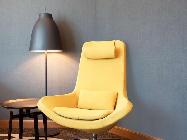 DoubleTree by Hilton Dubai - Business Bay : photo 1 de la chambre chambre supérieure avec 2 lits doubles - vue sur burj khalifa