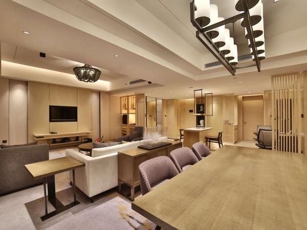 Hilton Suzhou : photo 4 de la chambre suite lit king-size deluxe - accès au salon