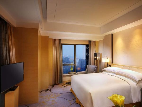 Hilton Suzhou : photo 5 de la chambre suite lit king-size deluxe - accès au salon