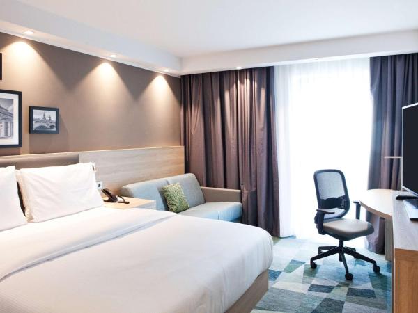 Hampton By Hilton Berlin City East Side Gallery : photo 1 de la chambre chambre lit queen-size avec canapé-lit - non-fumeurs