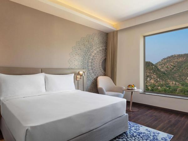 DoubleTree By Hilton Jaipur Amer : photo 2 de la chambre suite 1 chambre