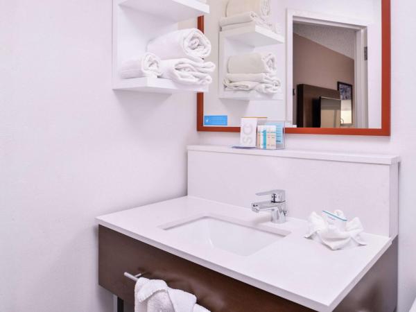 Hampton Inn Albuquerque - University/Midtown : photo 7 de la chambre chambre 2 lits queen-size - non-fumeurs