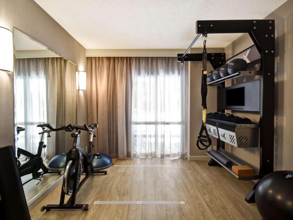 Hilton Charlotte Airport Hotel : photo 1 de la chambre fitness king suite